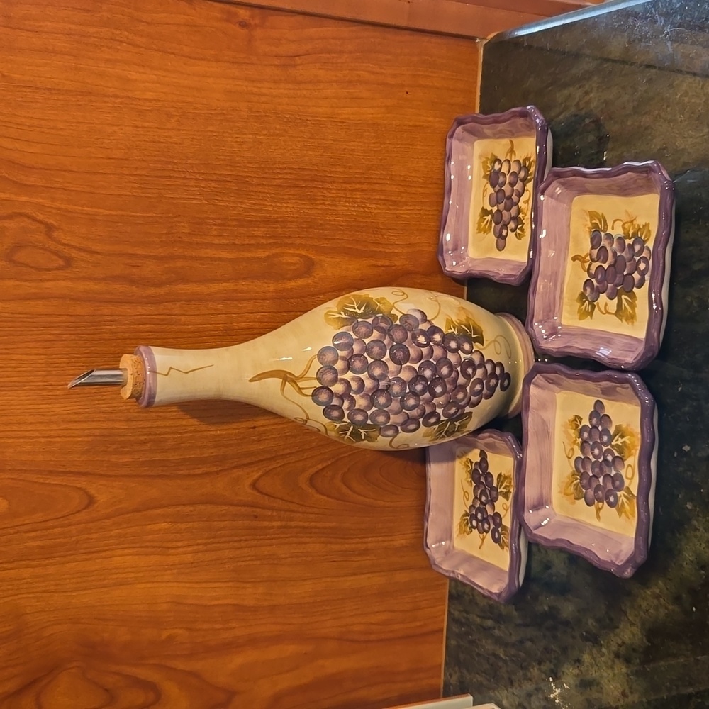 Merlot Tabletops Unltd Olive Oil Dispenser with 4 dipping plates. Hand Painted
